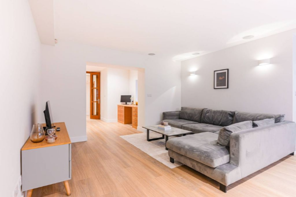 Appartement à Londres, Royaume-Uni, 112 m² - image 1