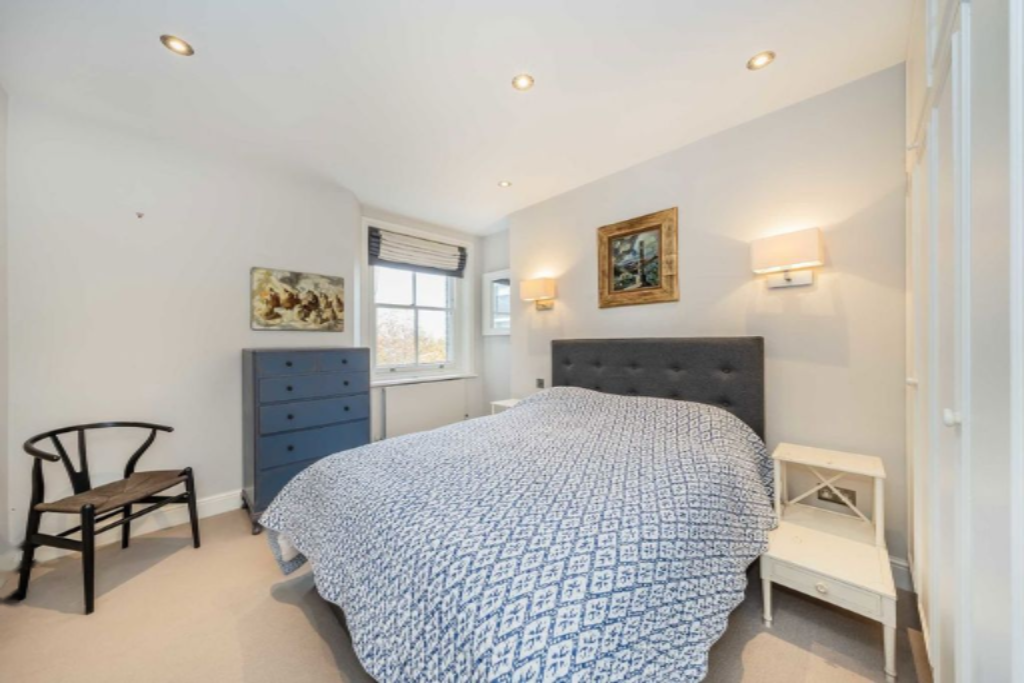 Flat in London, United Kingdom, 101 m² - picture 2