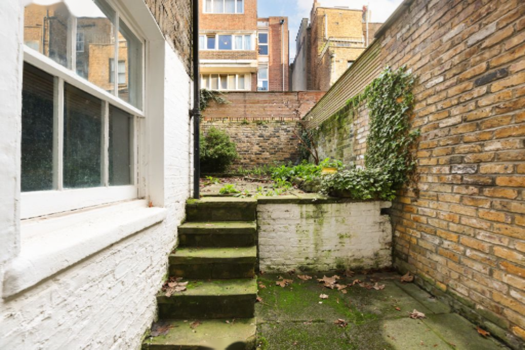 Flat in London, United Kingdom, 91 m² - picture 3