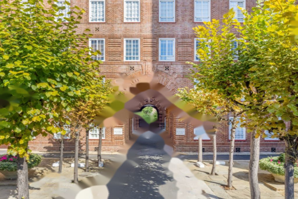 Flat in London, United Kingdom, 72 m² - picture 3