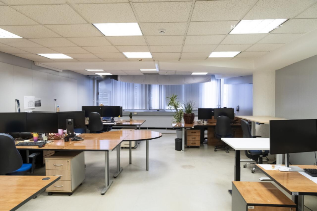 Ufficio a Lubiana, Slovenia, 2 406 m² - foto 3