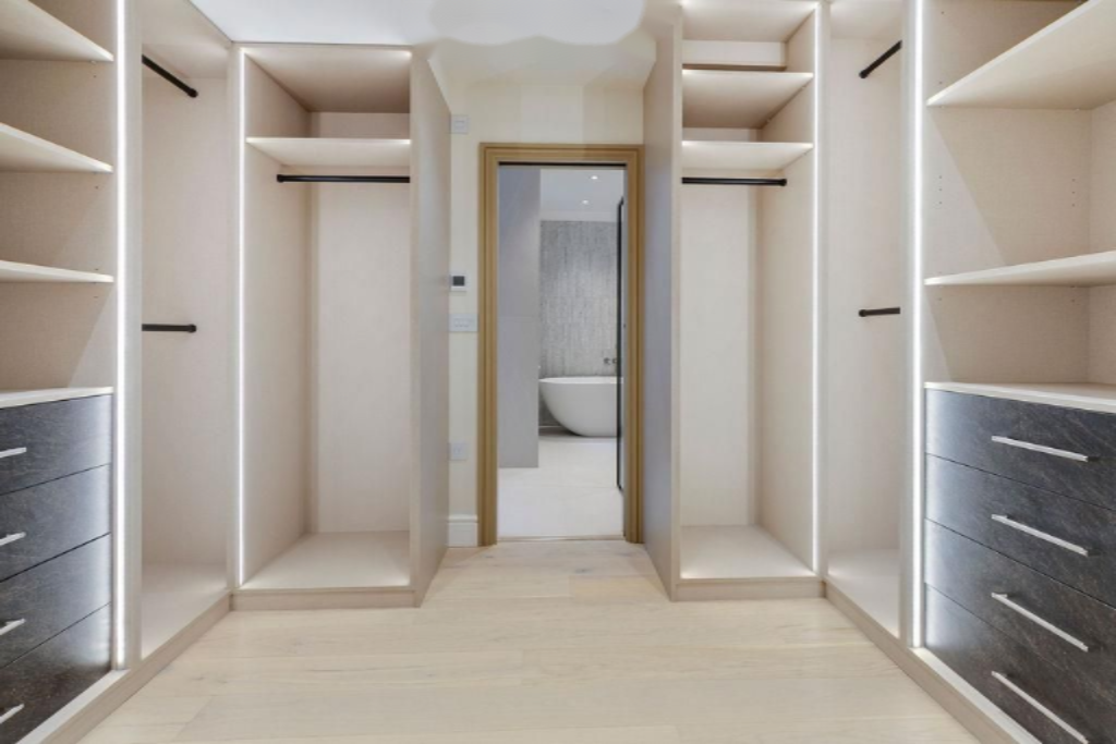 Wohnung in London, Großbritannien, 200 m² - Foto 4