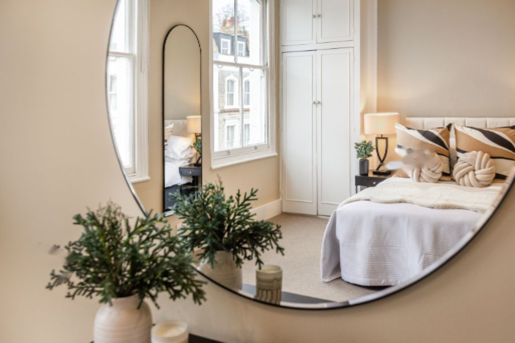 Flat in London, United Kingdom, 105 m² - picture 5