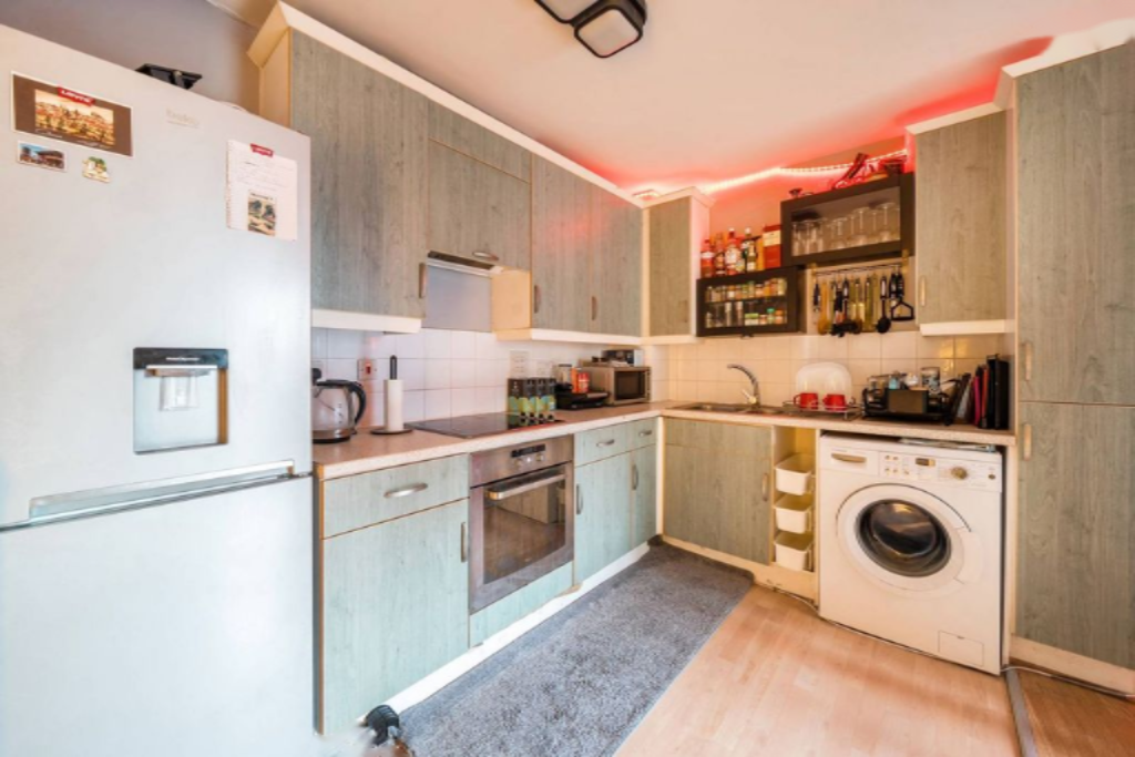 Flat in London, United Kingdom, 47 m² - picture 7