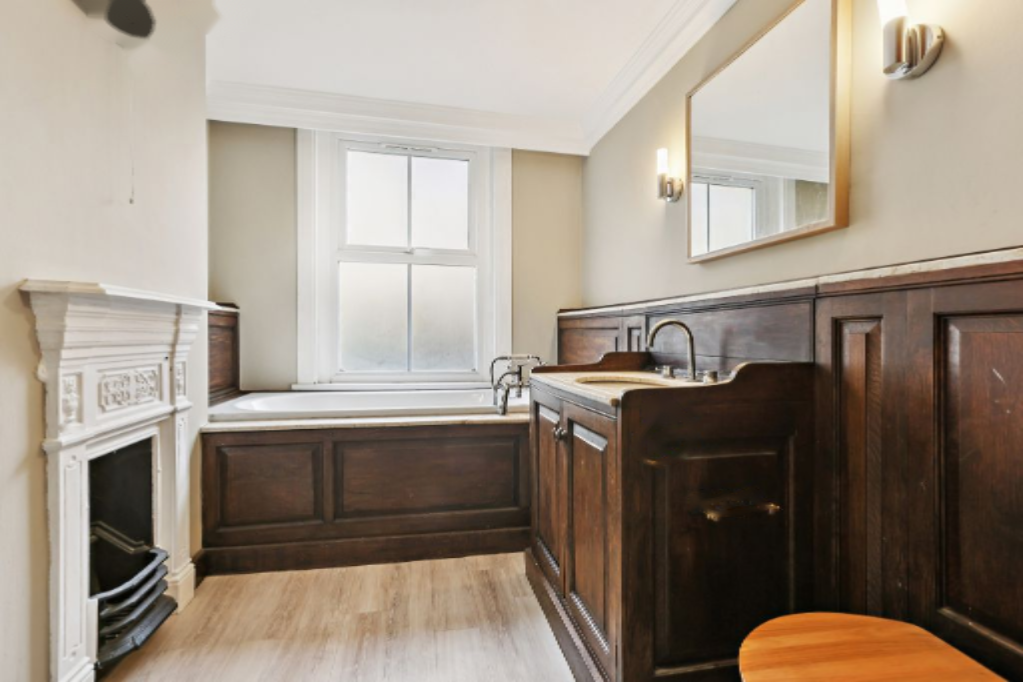 Flat in London, United Kingdom, 91 m² - picture 8