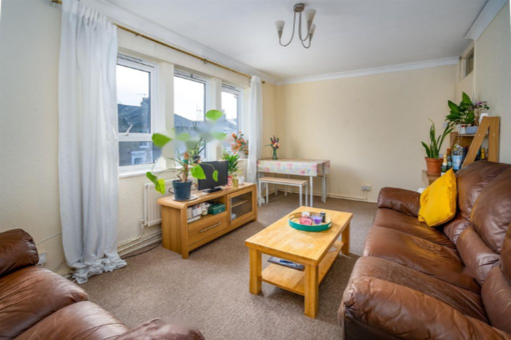 Flat in London, United Kingdom, 56 m² - picture 8