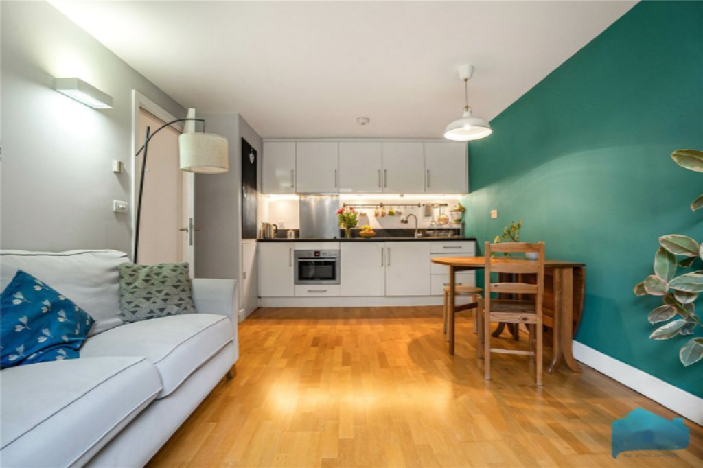 Flat in London, United Kingdom, 39 m² - picture 10