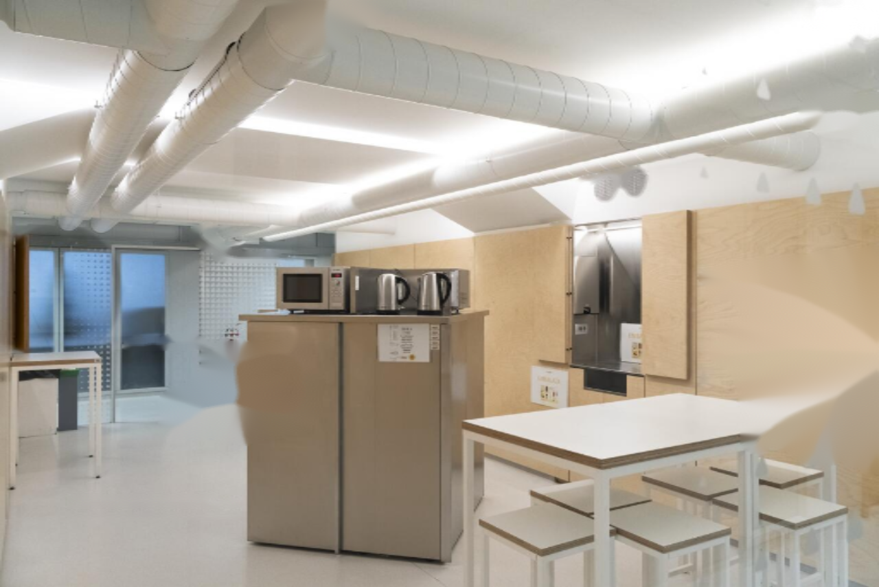 Ufficio a Lubiana, Slovenia, 2 406 m² - foto 10