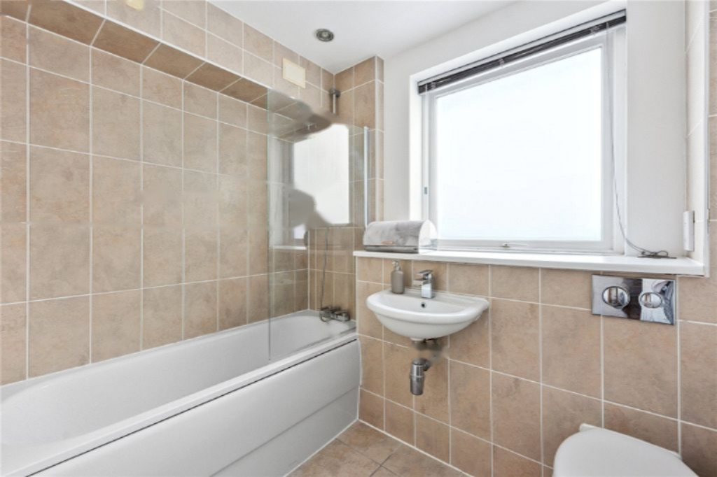 Flat in London, United Kingdom, 42 m² - picture 13