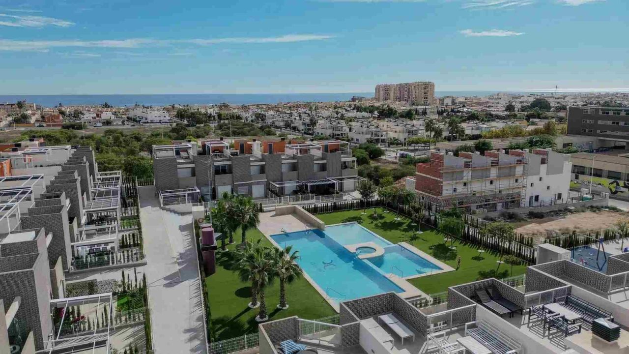Appartamento a Torrevieja, Spagna, 79 m² - foto 14
