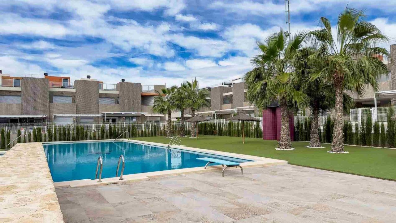 Appartamento a Torrevieja, Spagna, 79 m² - foto 3