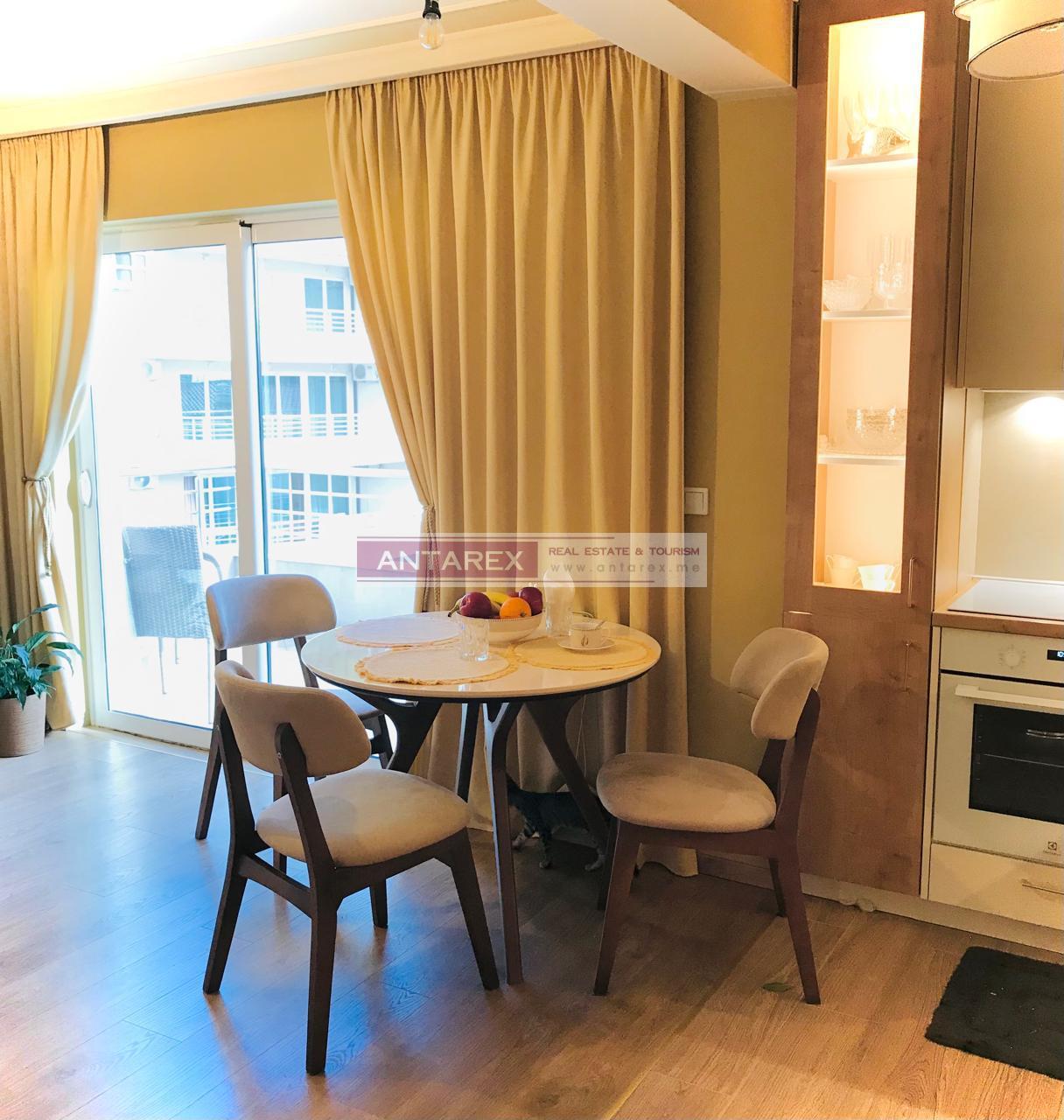 Appartamenti a Petrovac, Montenegro, 61 m² - foto 3