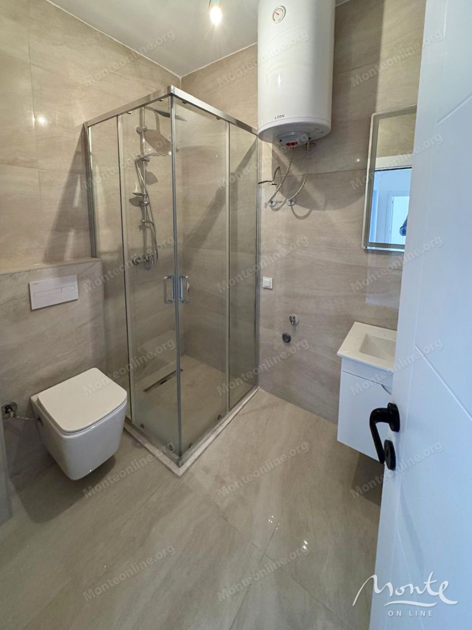 Apartment in Ulcinj, Montenegro, 69 m² - picture 9