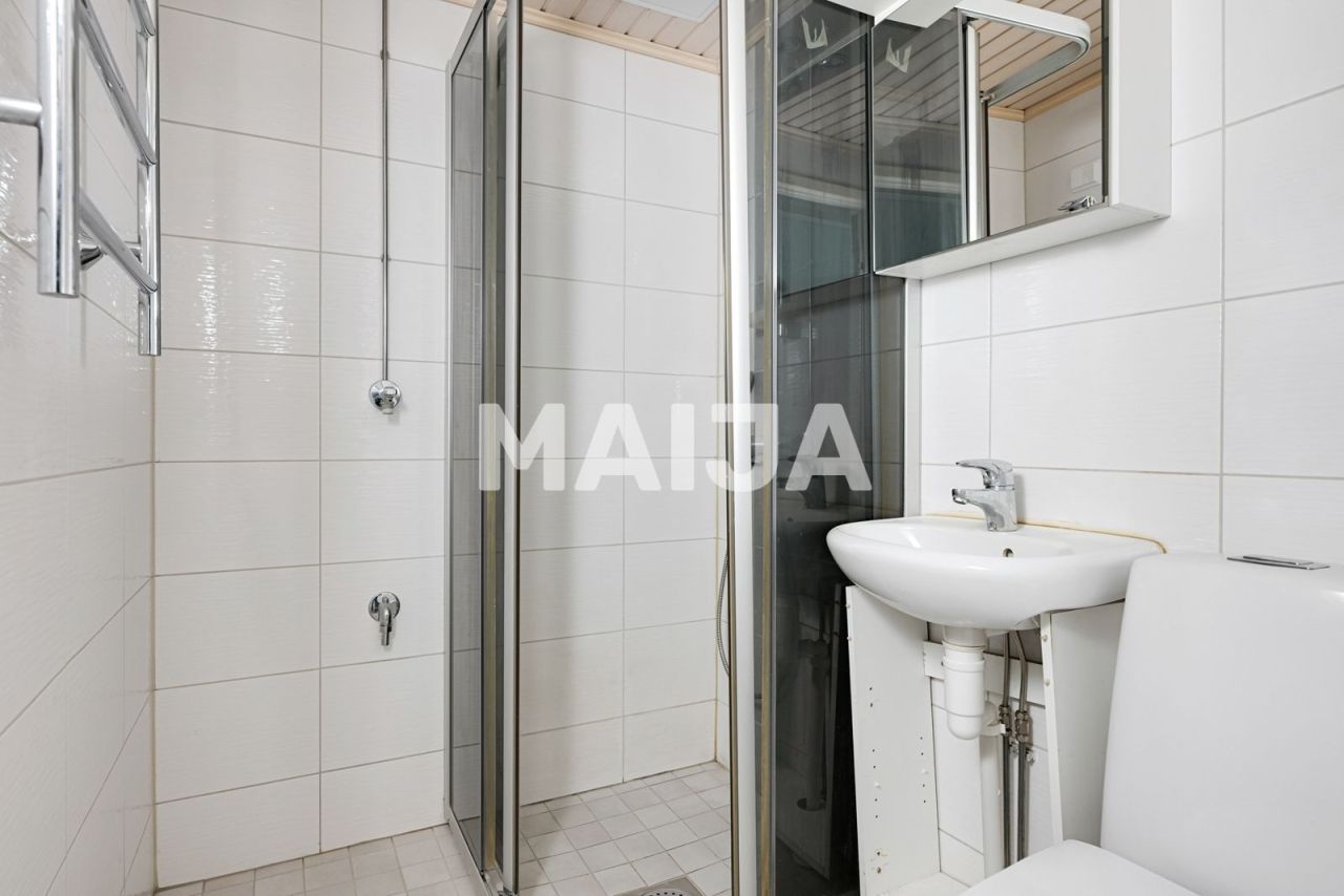 Apartment in Vantaa, Finland, 55.5 m² - picture 3