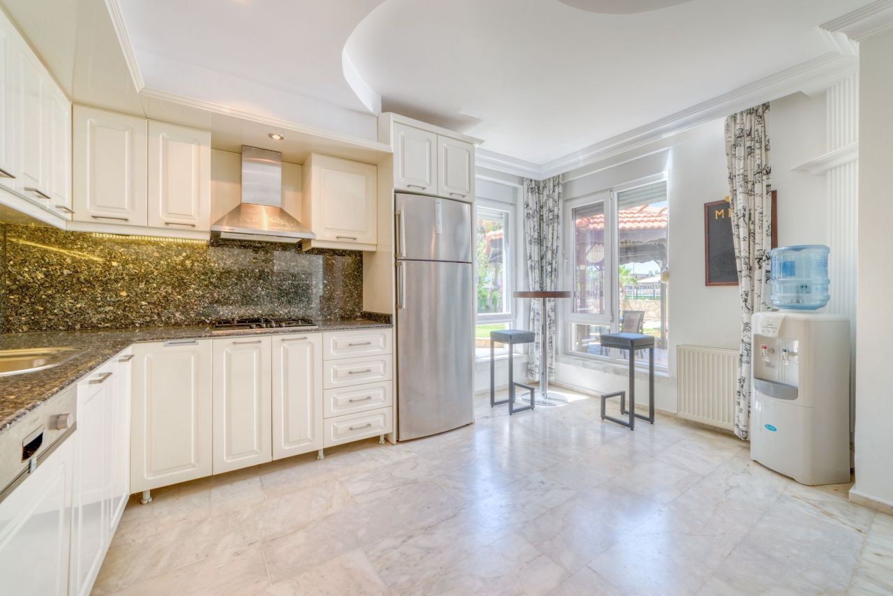 Villa in Alanya, Türkei, 265 m² - Foto 6