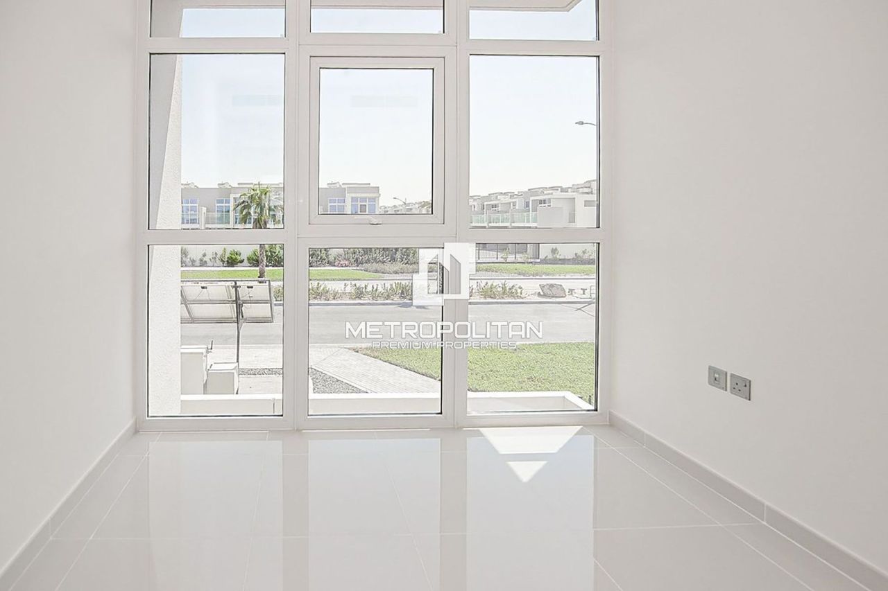 Maison urbaine à Dubaï, EAU, 155 m² - image 9