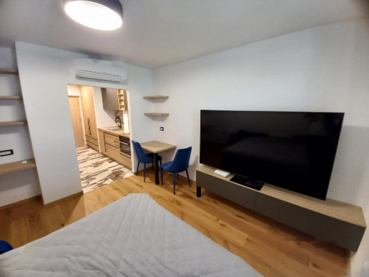 Flat in Portoroz, Slovenia, 32 m² - picture 1