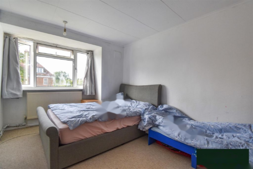 Flat in London, United Kingdom, 63 m² - picture 1