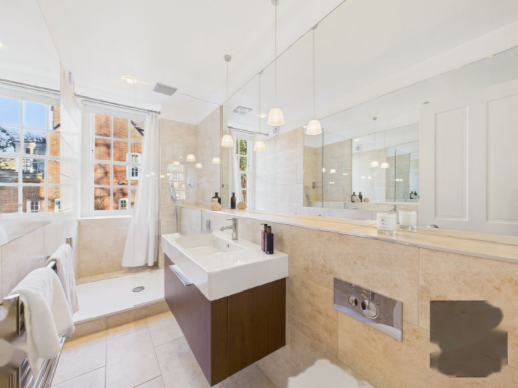 Flat in London, United Kingdom, 53 m² - picture 3