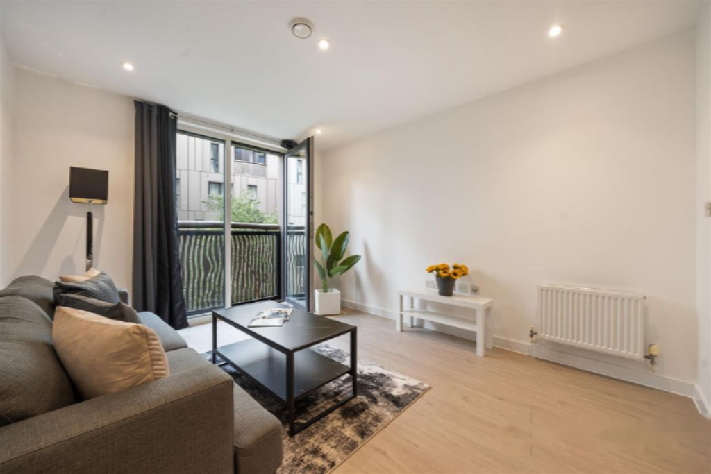 Flat in London, United Kingdom, 42 m² - picture 4