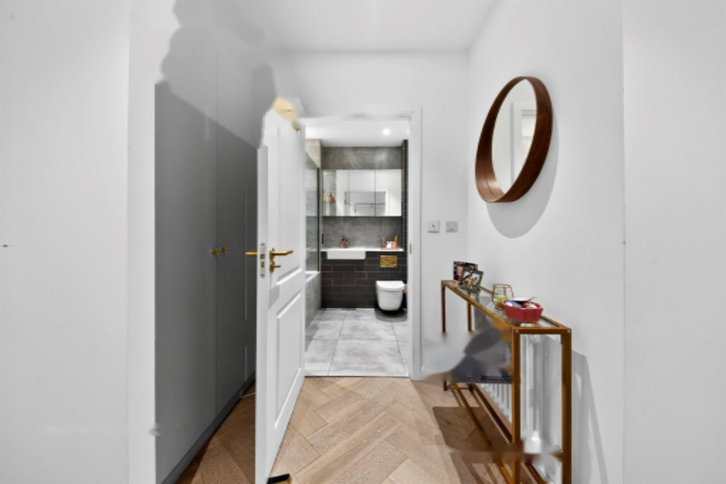 Flat in London, United Kingdom, 50 m² - picture 4