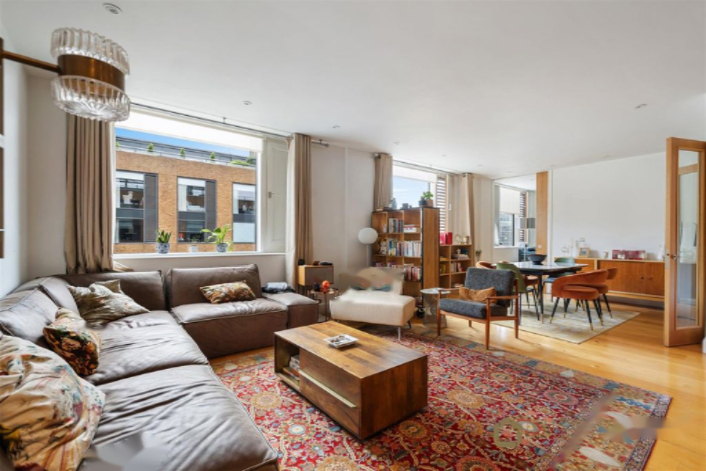 Flat in London, United Kingdom, 195 m² - picture 6