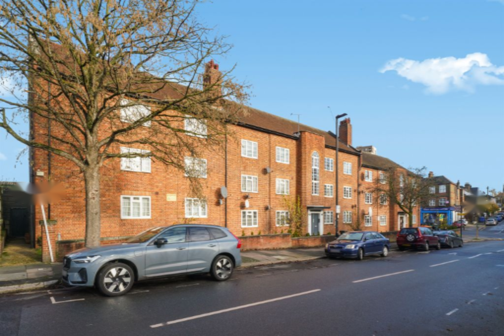 Flat in London, United Kingdom, 68 m² - picture 8