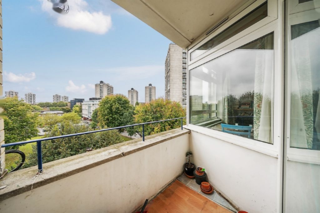 Flat in London, United Kingdom, 68 m² - picture 8