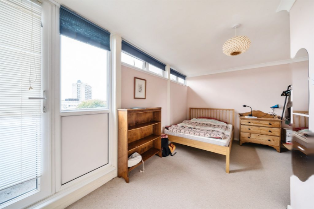 Flat in London, United Kingdom, 68 m² - picture 9