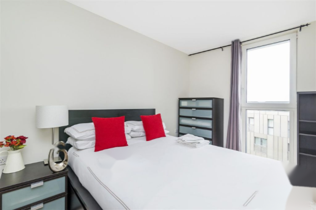 Flat in London, United Kingdom, 45 m² - picture 9