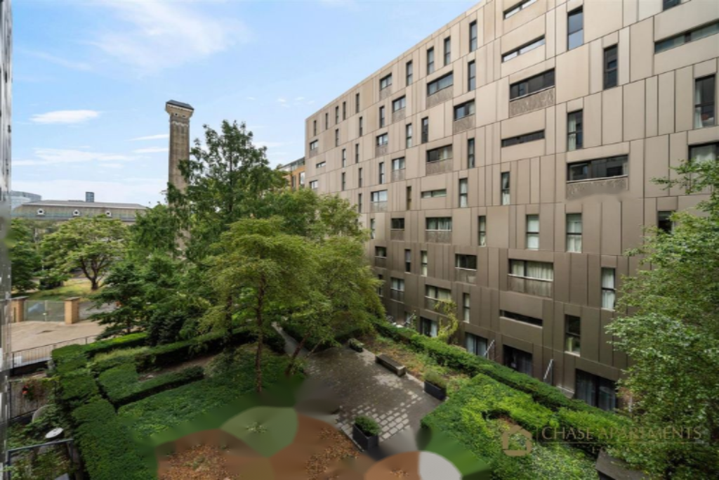 Flat in London, United Kingdom, 42 m² - picture 11