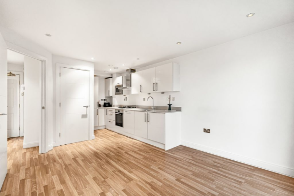 Flat in London, United Kingdom, 37 m² - picture 12