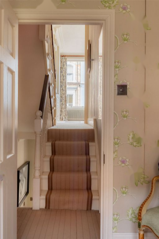 Flat in London, United Kingdom, 206 m² - picture 12