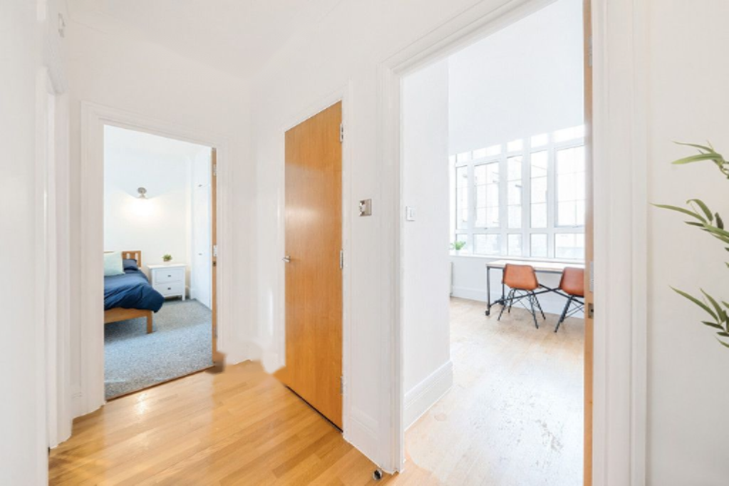 Flat in London, United Kingdom, 47 m² - picture 14