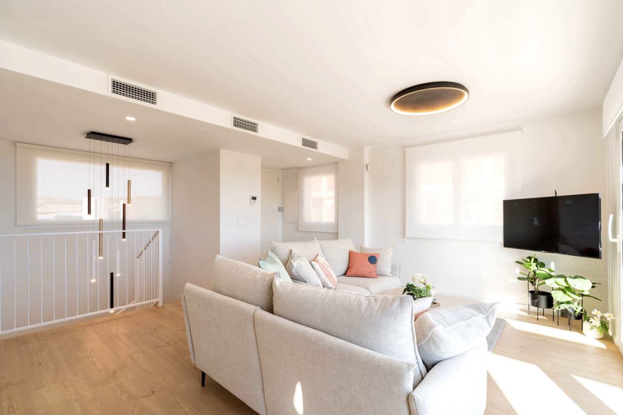 Maison urbaine à La Nucia, Espagne, 168 m² - image 8