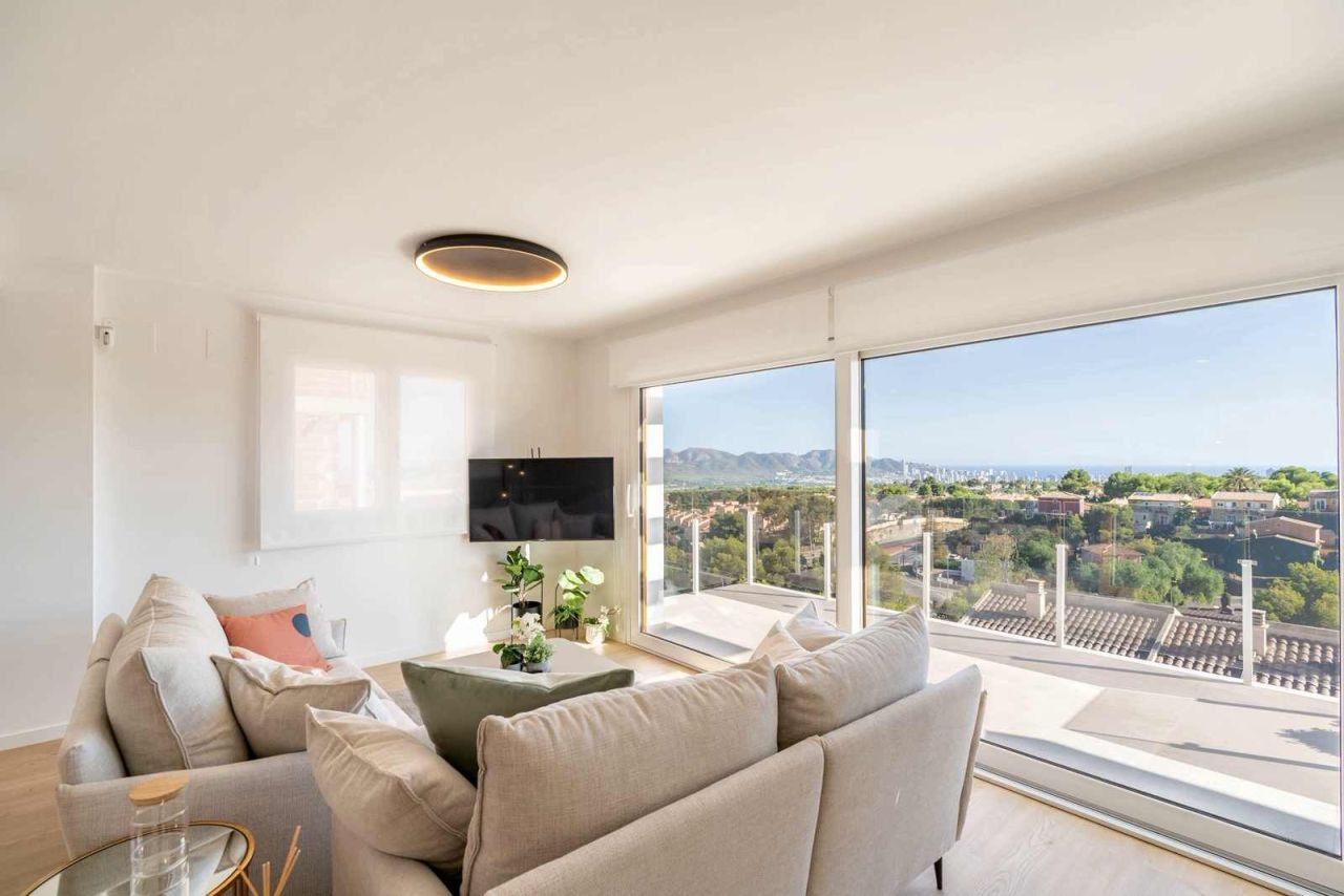 Maison urbaine à La Nucia, Espagne, 168 m² - image 1