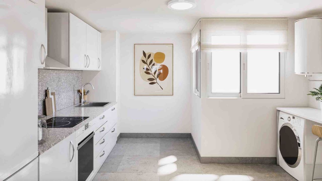 Flat in Torre del Mar, Spain, 79 m² - picture 1