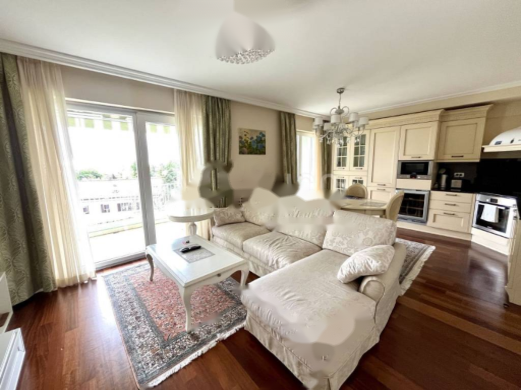 Piso en Opatija, Croacia, 155 m² - imagen 1