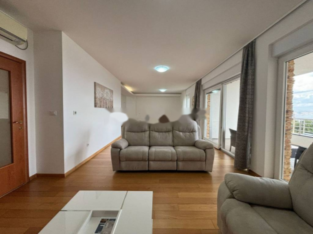 Piso en Opatija, Croacia, 130 m² - imagen 1