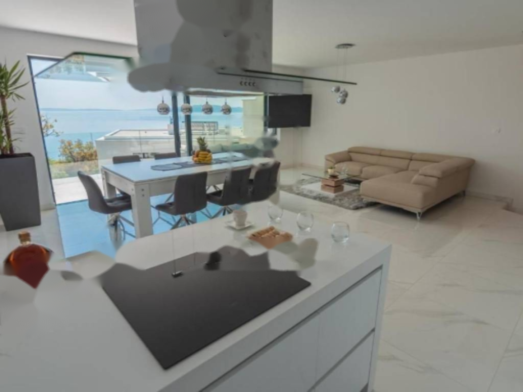 Maison à Opatija, Croatie, 460 m² - image 1