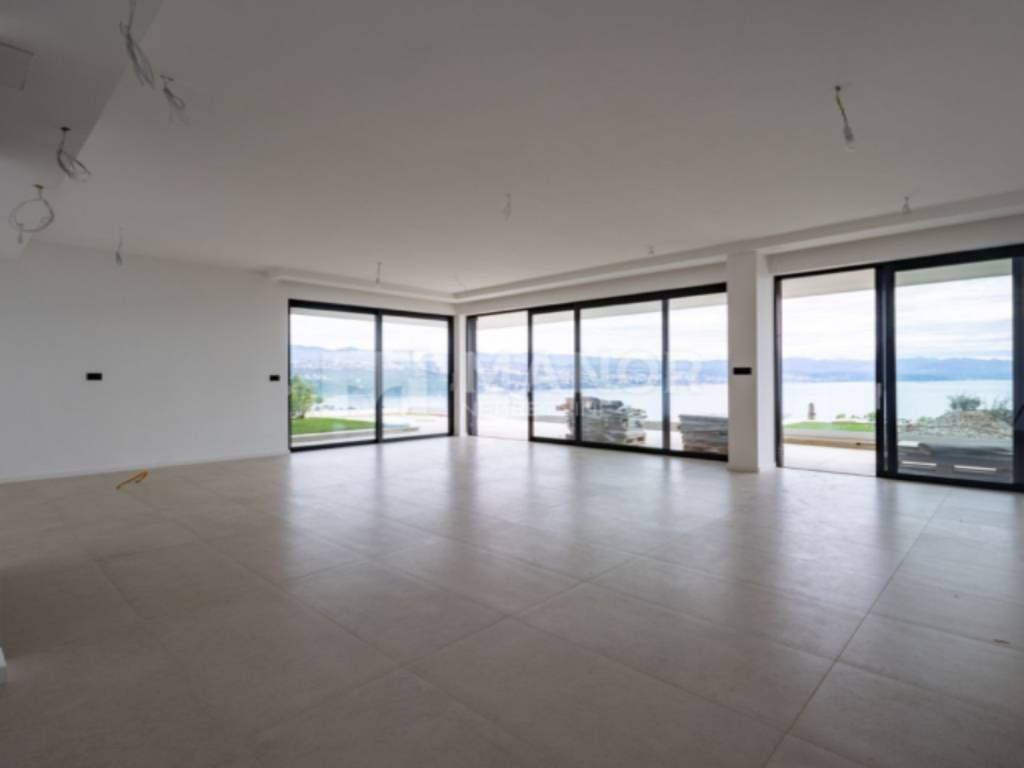 Flat in Opatija, Croatia, 245 m² - picture 2