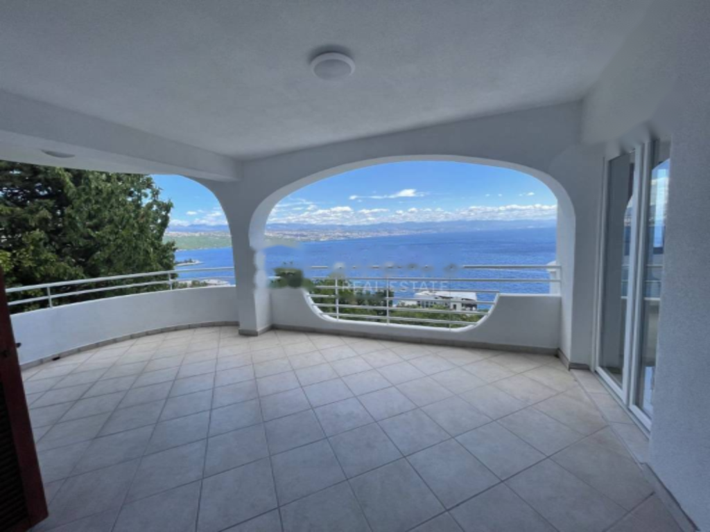 Casa a Opatija, Croazia, 638 m² - foto 4