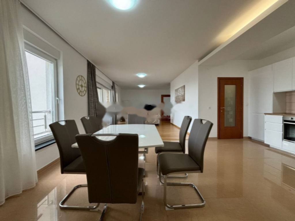 Piso en Opatija, Croacia, 130 m² - imagen 8
