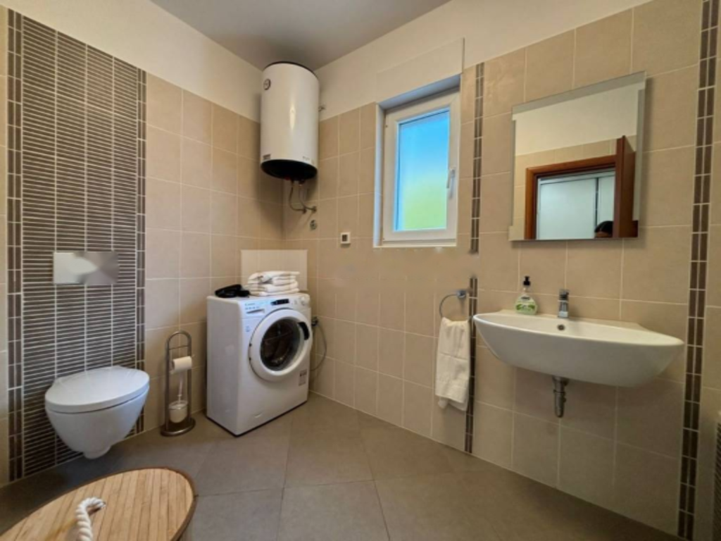 Piso en Opatija, Croacia, 130 m² - imagen 14