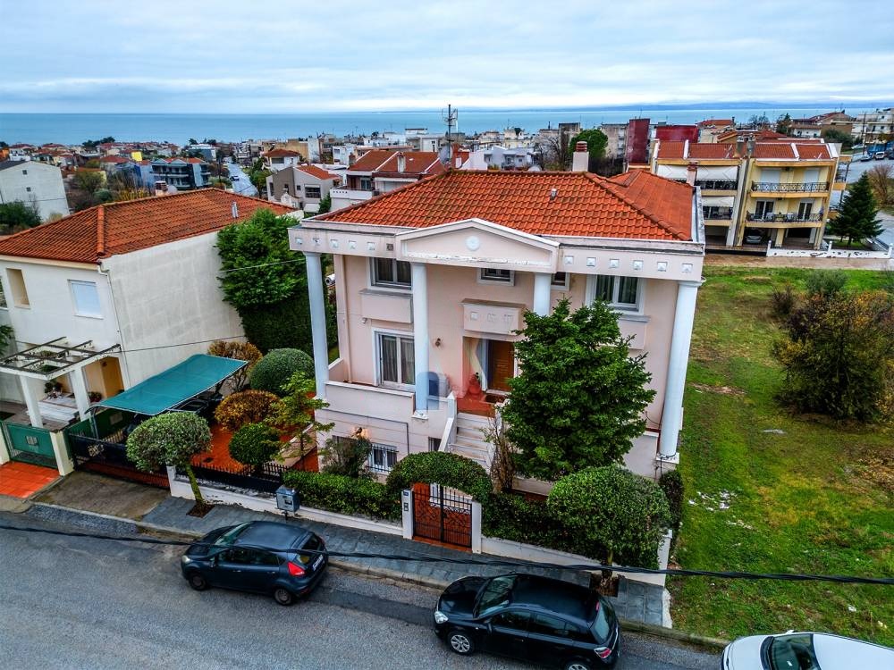 Villa in Thessaloniki, Greece, 360 m² - picture 2