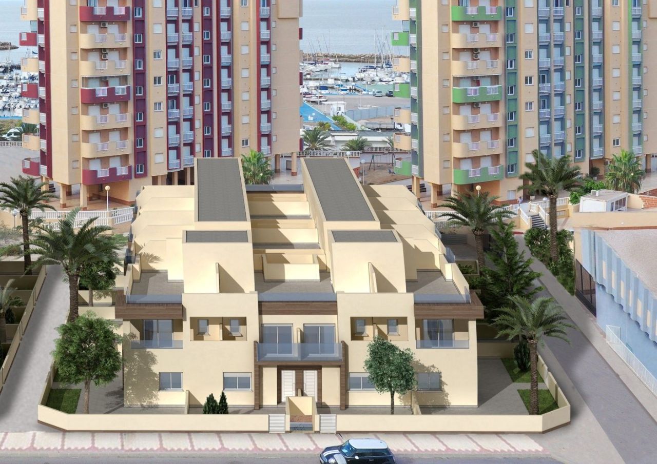 Chalet a La Manga del Mar Menor, Spagna, 82 m² - foto 1