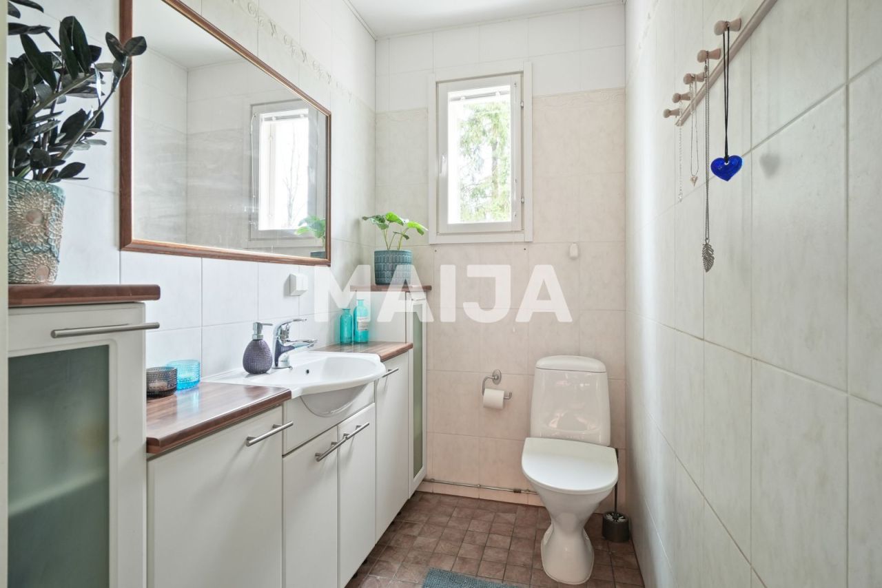 House in Loppi, Finland, 185.5 m² - picture 8