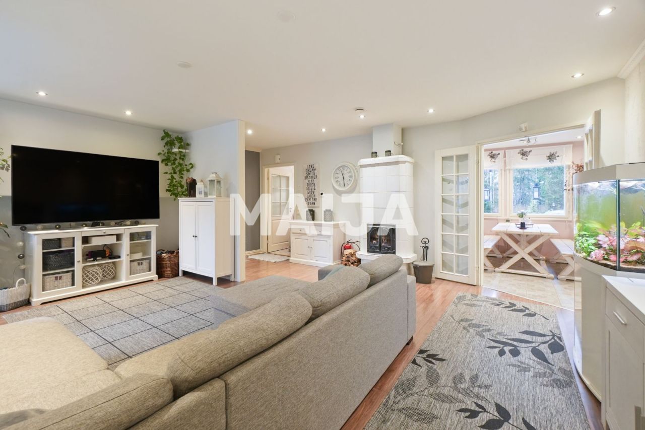 House in Loppi, Finland, 185.5 m² - picture 10