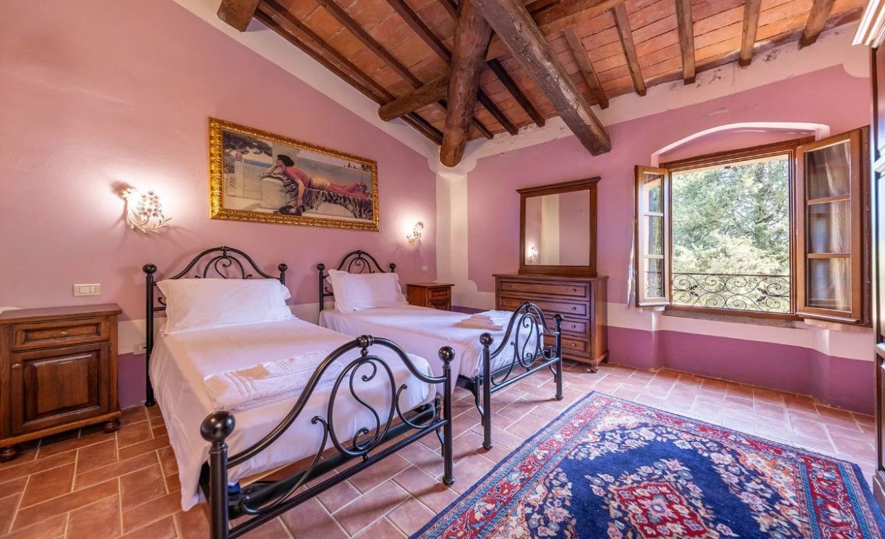 Casa di reddito a Foiano della Chiana, Italia, 1 432 m² - foto 13