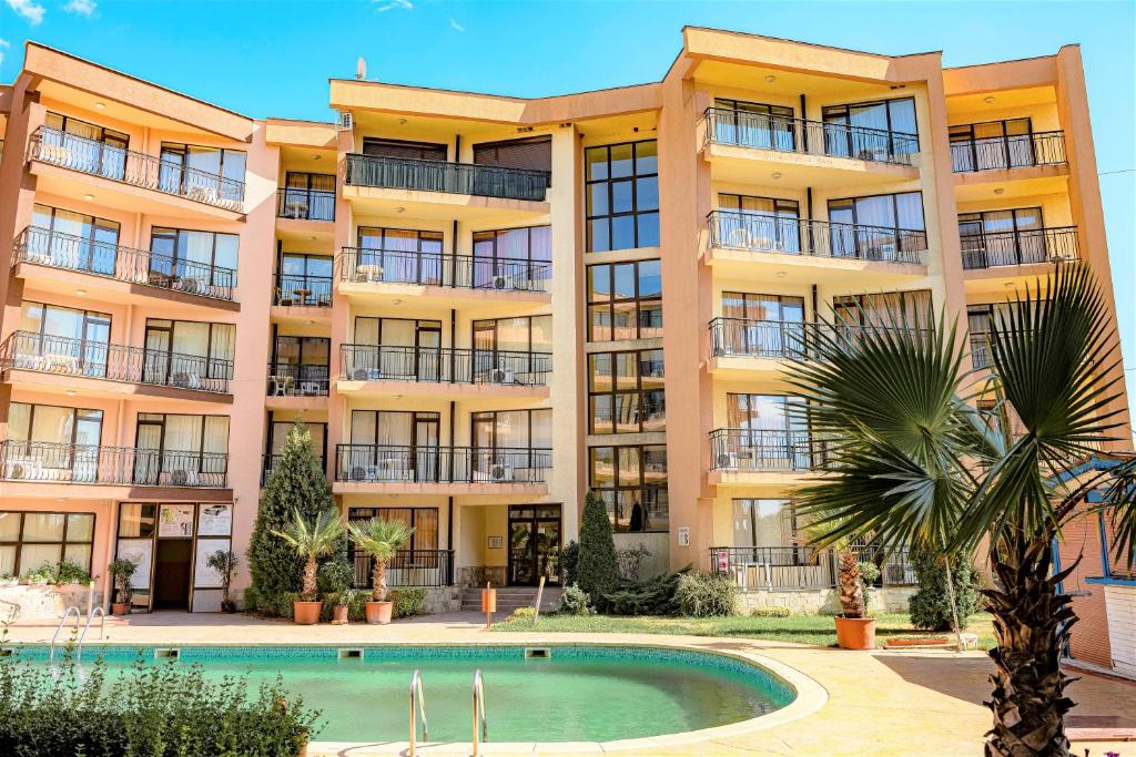 Flat at Sunny Beach, Bulgaria, 65 m² - picture 13